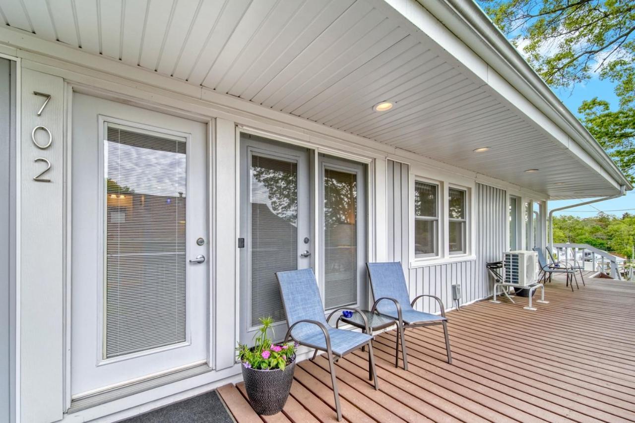Holiday Hill Resort Saugatuck Exterior photo