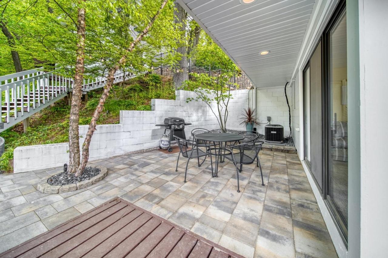 Holiday Hill Resort Saugatuck Exterior photo
